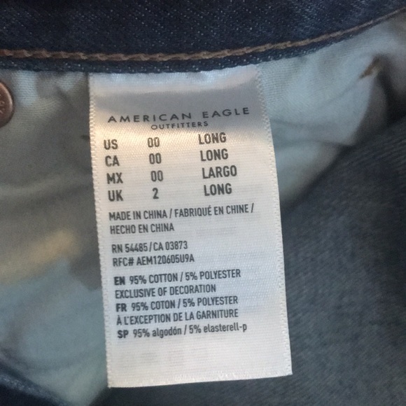 American Eagle mom jeans - Picture 3 of 5